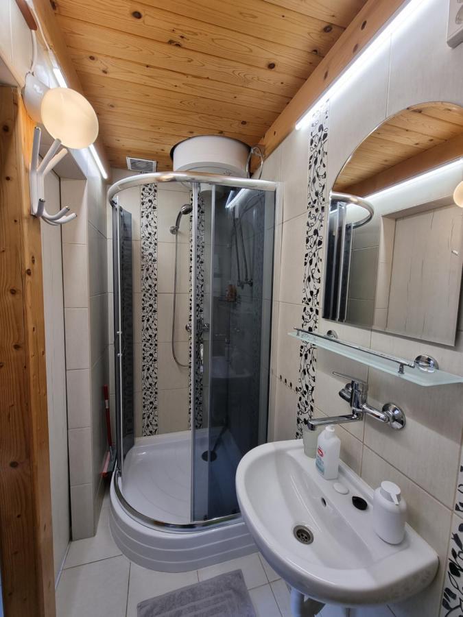 Little Cozy Apartman Мисколк Екстериор снимка