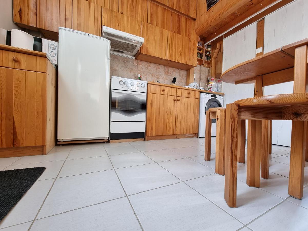 Little Cozy Apartman Мисколк Екстериор снимка