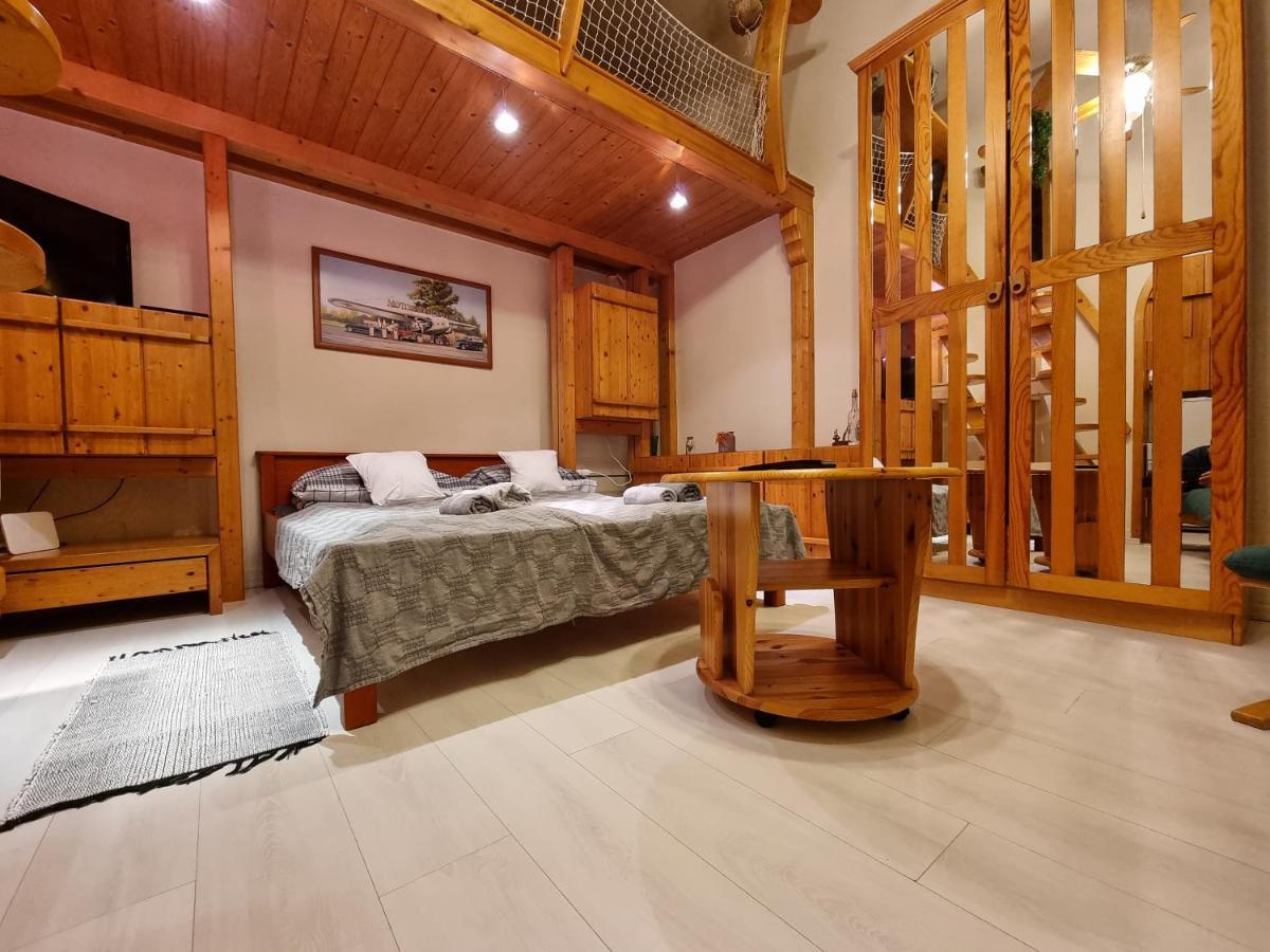 Little Cozy Apartman Мисколк Екстериор снимка