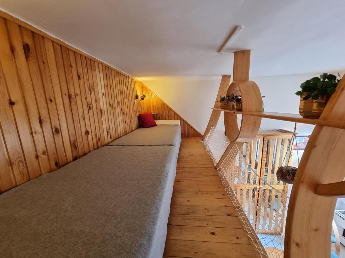 Little Cozy Apartman Мисколк Екстериор снимка