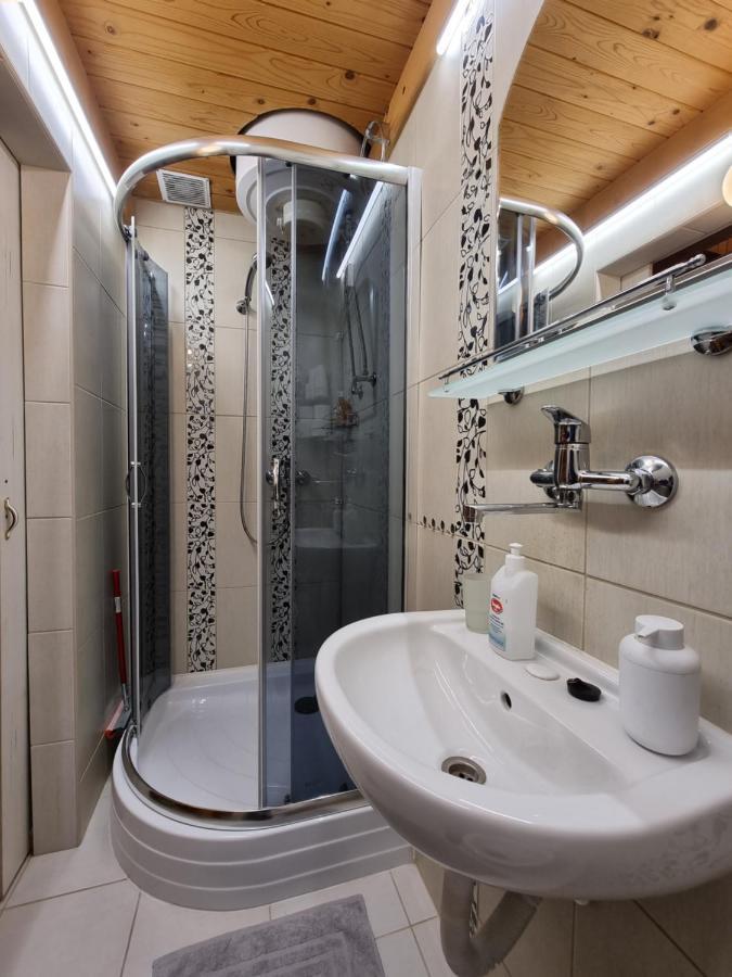 Little Cozy Apartman Мисколк Екстериор снимка