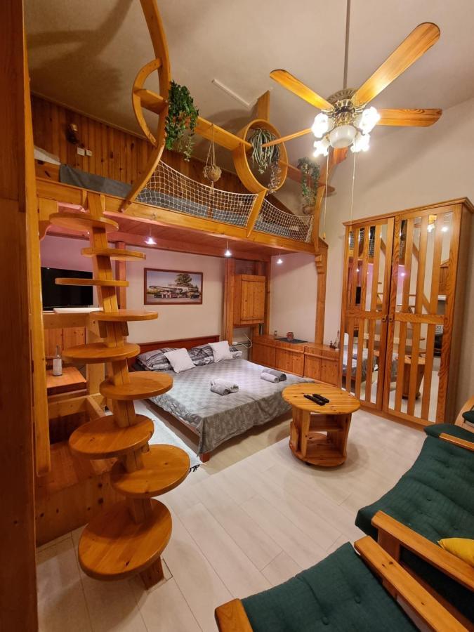 Little Cozy Apartman Мисколк Екстериор снимка